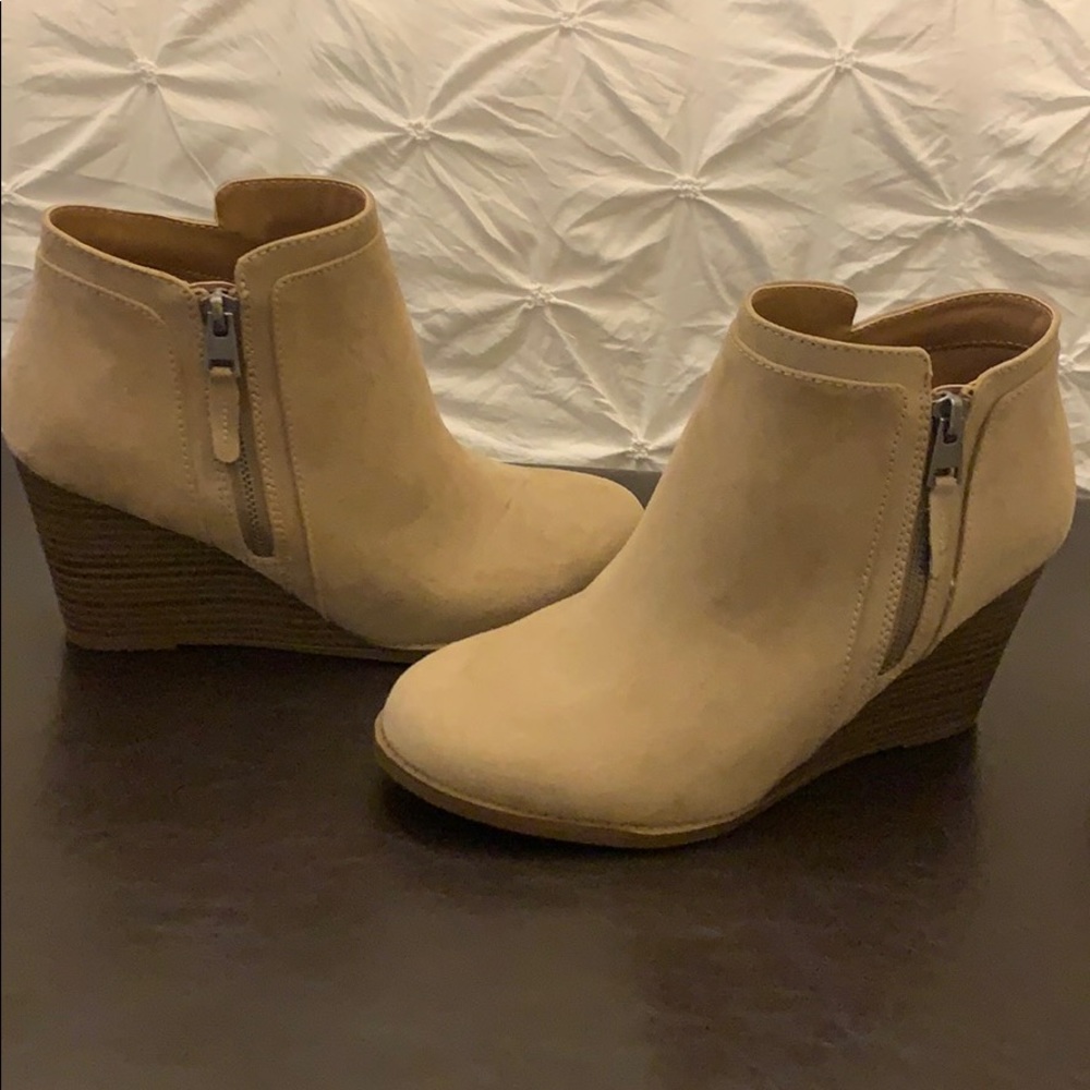 Wedge booties